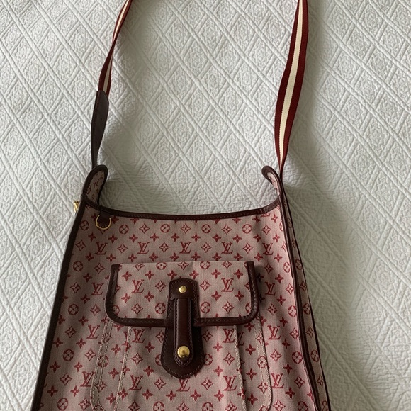 Authentic Louis Vuitton - Picture 4 of 8